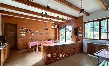 Casa en Venta en Playa Linda, Lorena, Villarrica