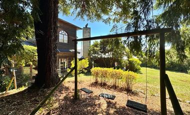 Casa en Venta en Playa Linda, Lorena, Villarrica
