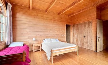 Casa en Venta en Playa Linda, Lorena, Villarrica