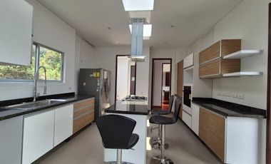ARRIENDO de CASAS en LA CALERA
