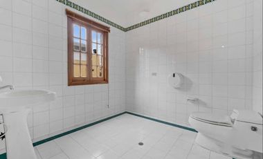 ARRIENDO de CASA COMERCIAL en BOGOTA