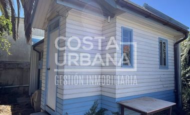 Casa Céntrica con Amplio Patio en Quilpué.