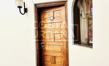 Casa Céntrica con Amplio Patio en Quilpué.