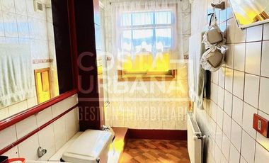 Casa Céntrica con Amplio Patio en Quilpué.