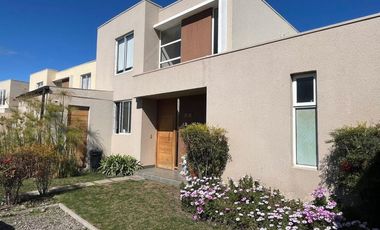 BARRIO LAGUNA CHICUREO