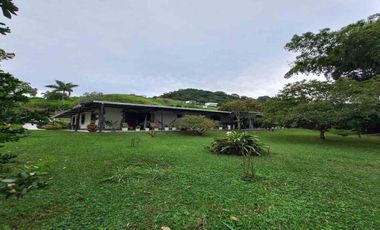 CASA CAMPESTRE EN ARRIENDO EN SANTA ROSA VIA A TERMALES