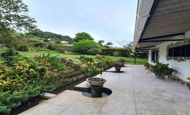 CASA CAMPESTRE EN ARRIENDO EN SANTA ROSA VIA A TERMALES