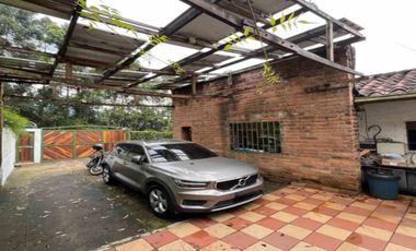 FINCA EN ARRIENDO UBICADA EN SABANETA SECTOR LOMA SAN JOSE