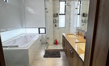 VENDO CASA OIKOS SABANA MONTERREY