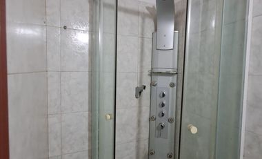 EXCELENTE CASA EN ZONA RESIDENCIAL AMPLIO LOTE