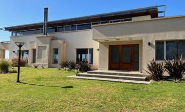 Casa  La  Bahia  Country  Club