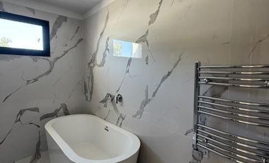 Casa 4 ambientes con pileta a estrenar en venta - Greenville Polo Resort