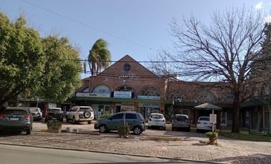 Juan Segundo Fernandez y Tomkinson - Local en Venta - San isidro