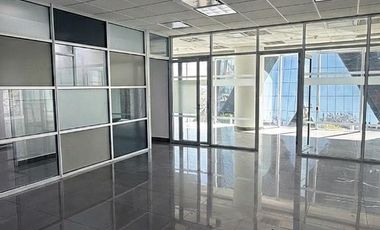 Oficina en renta en Valle Oriente, San Pedro Garza Garcia