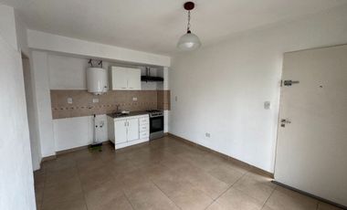 Departamento en Alquiler Haedo / Moron (B134 480)