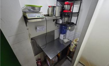 Venta Derecho de Llaves, Comida al paso, Providencia