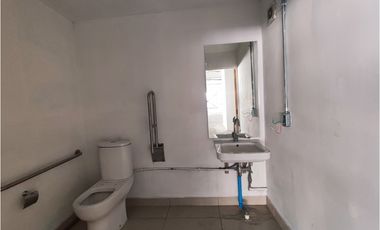 Arriendo local comercial, Paseo Puente, Santiago Centro