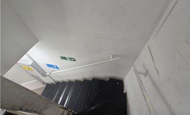 Arriendo de local Comercial en MALL