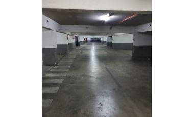 Arriendo local comercial, Los Dominicos, Las Condes