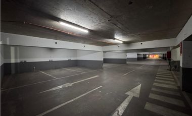 Arriendo local comercial, Los Dominicos, Las Condes