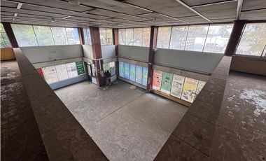 Arriendo Local Comercial, Diez de Julio, Santiago