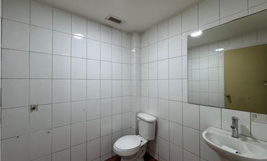 Arriendo Local Comercial, Bombero Adolfo Ossa, Santiago