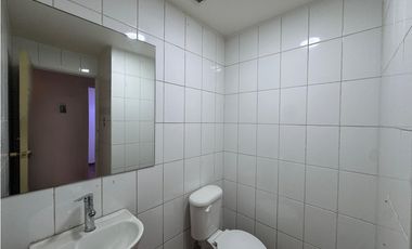 Arriendo Local Comercial, Bombero Adolfo Ossa, Santiago
