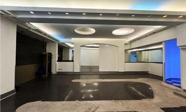 Arriendo Local Comercial, Bombero Adolfo Ossa, Santiago