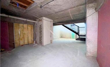 Arriendo Local Comercial, Placa comercial en Las Condes