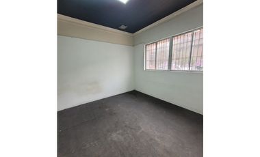 Arriendo de Casa Comercial, metro Matta, Santiago