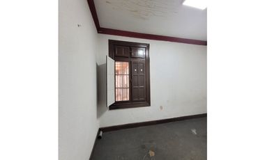 Arriendo de Casa Comercial, metro Matta, Santiago