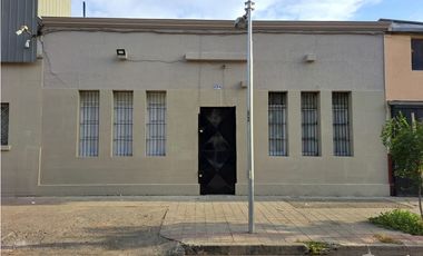 Arriendo de Casa Comercial, metro Matta, Santiago
