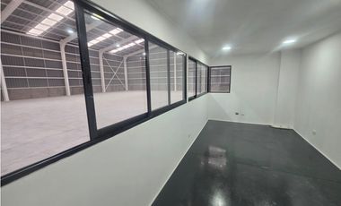 Arriendo de Galpon, Lampa