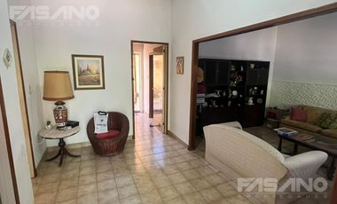 Casa en Villa Adelina