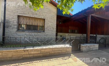 Casa en Villa Adelina