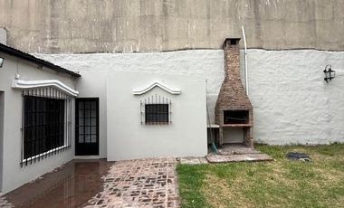 CASA ALQUILER APTO PROFESIONAL/COMERCIAL