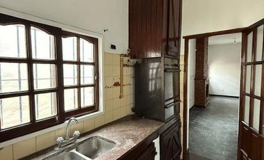 CASA ALQUILER APTO PROFESIONAL/COMERCIAL