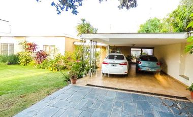 Casa en venta Rosario Alberdi, vista al Rio.