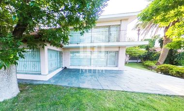 Casa en venta Rosario Alberdi, vista al Rio.