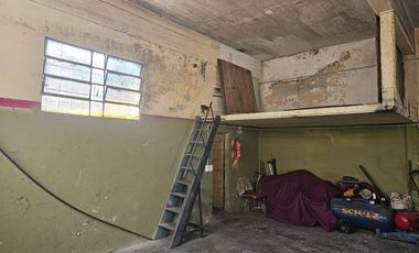 Depósito en Loma Hermosa 100 mts - Tres de Febrero