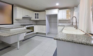 Casa en Condominio en Venta en JARDINES DEL PEDREGAL