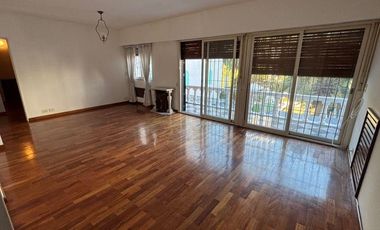 Casa en Belgrano 6 ambientes - Zona de embajadas