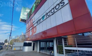 Excelentes oficinas sobre Colectora Panamericana, son 337M2 1° PISO al fte.