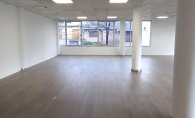Excelentes oficinas sobre Colectora Panamericana, son 337M2 1° PISO al fte.