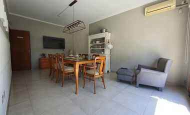 Casa - Temperley Oeste