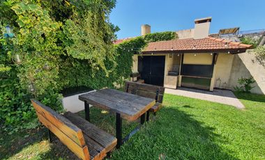 Casa - Temperley Oeste