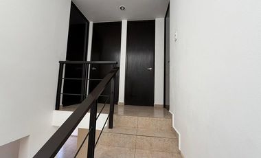 CASA EN RENTA EN PUERTA REAL, CORREGIDORA