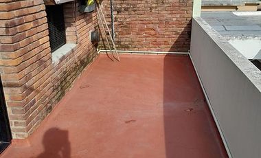 EXCELENTE CHALET DE GRAN CATEGORÍA A 2 CUADRAS DEL CENTRO