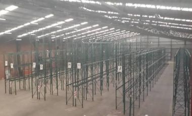 Excelente Depósito en Alquiler