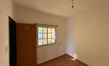 Departamento de tres ambientes en Alquiler en Villa Dominico